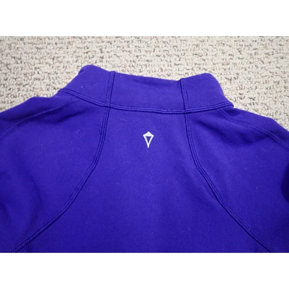 Ivivva athletic track